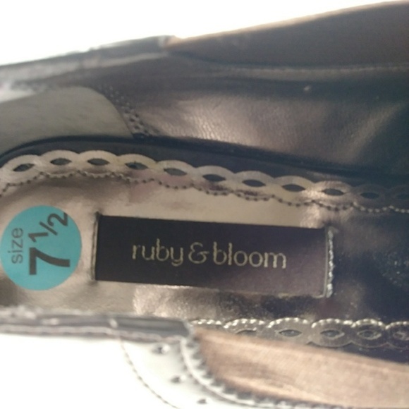 Anthropologie Ruby & Bloom Wingtip Brogue Oxford Heeled Glossy Loafer 7.5 - Picture 6 of 8